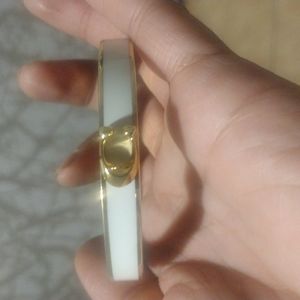 Signature Push Hinged Bangle